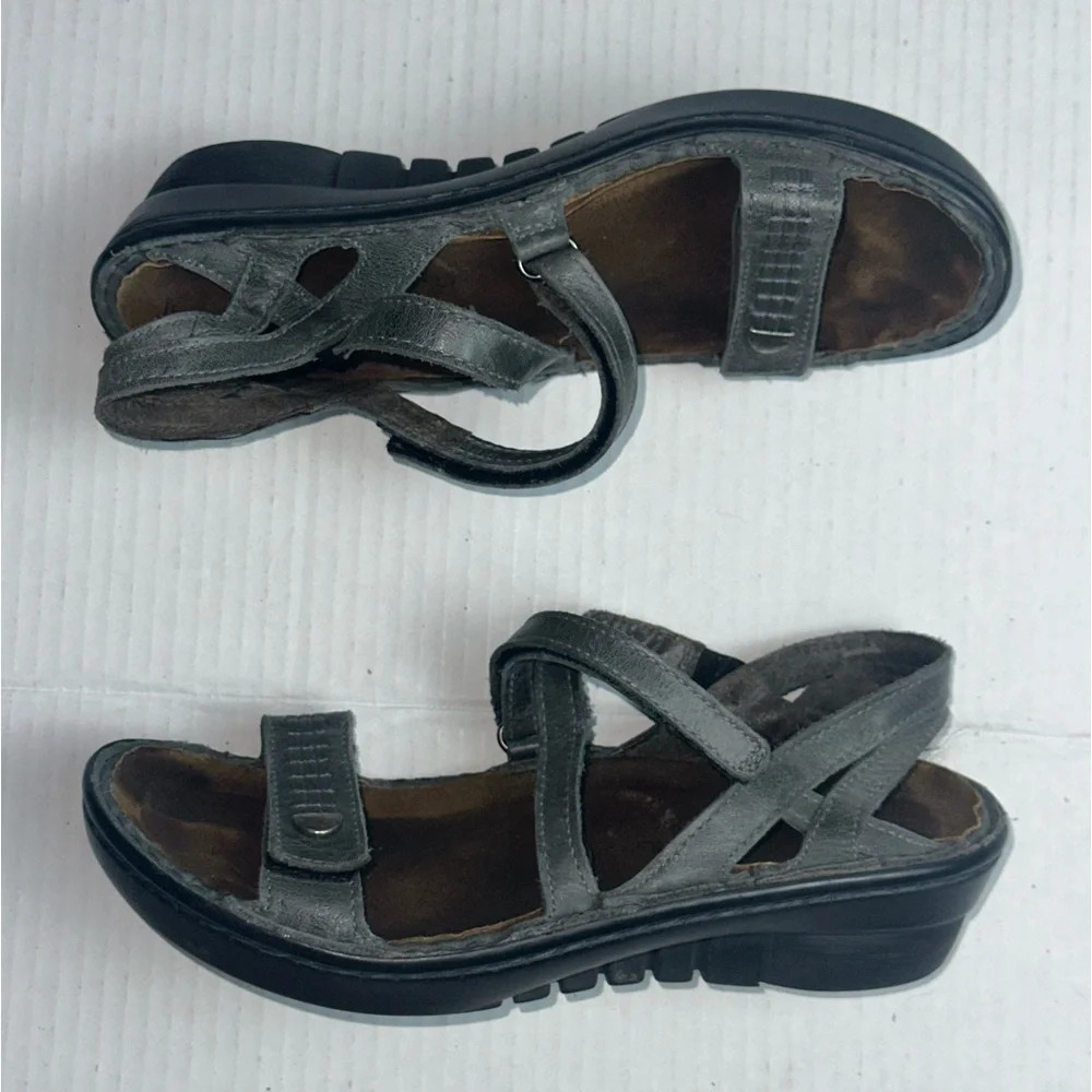 Naot Size 36